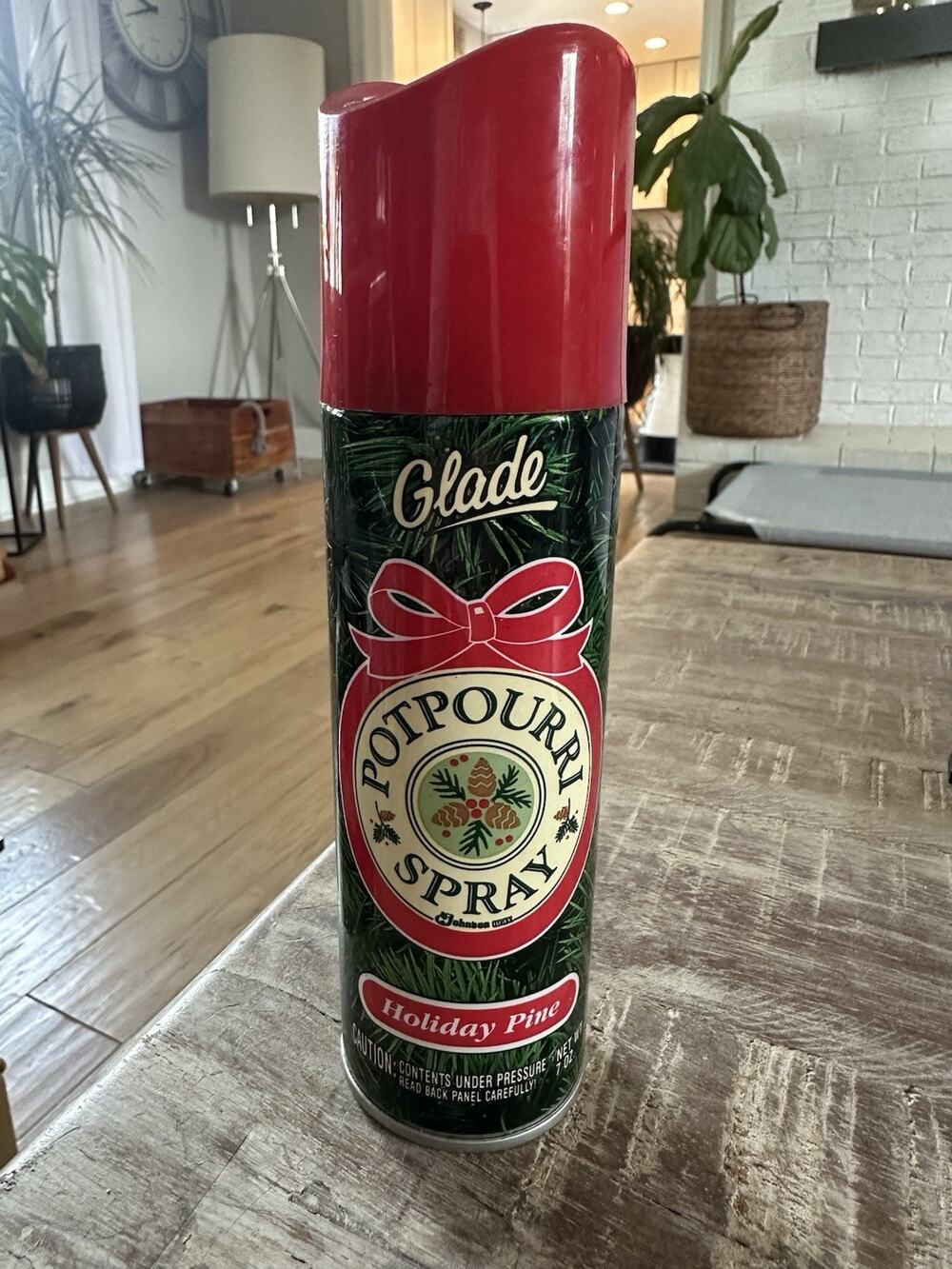 Vintage 1992 Glade HOLIDAY PINE Potpourri Spray~Air Freshener~TV/Movie Prop~